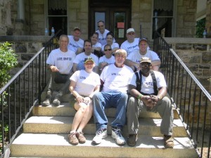 412 Madison St. - Volunteers from Harris Serve and AECom   